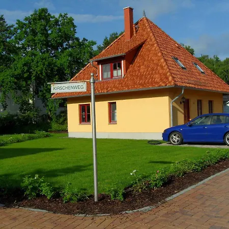 Zum-Luetten-Leuchtturm Glowe Exterior photo