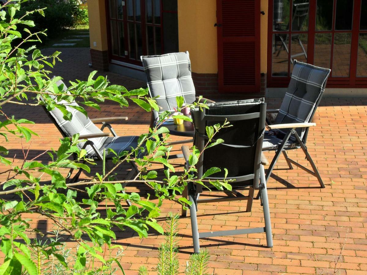 Holiday home Zum-luetten-leuchtturm Glowe